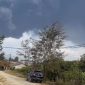 Tangkapan layar warga merekam api pekat dari kawasan kebakaran ban bekas di PT IWIP. (Kredit Foto: Istimewa)