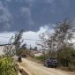 Api pekat dari lokasi pembakaran ban bekas di kawasan PT IWIP Halmahera Tengah, Maluku Utara. (Kredit Foto: Istimewa)